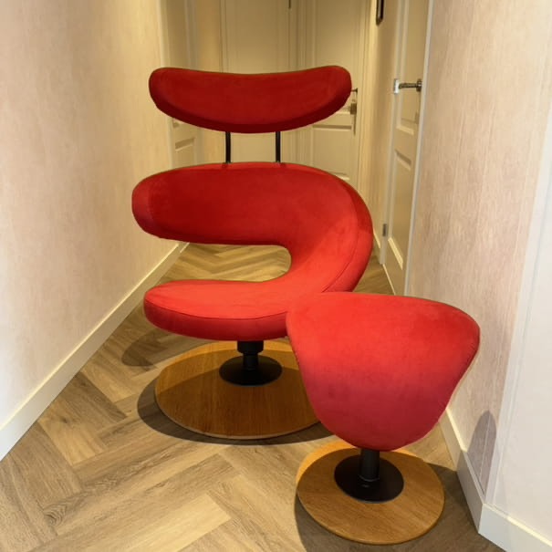 Stokke Variér Peel fauteuil + hocker Stokke fauteuil stofferen