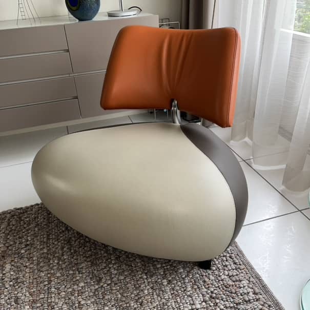 Stoffering Leolux Pallone fauteuil Leolux stoel stofferen