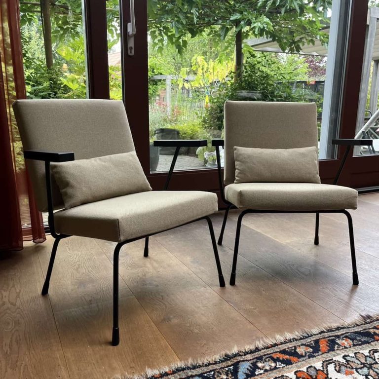 Gispen fauteuils gestoffeerd Gispen fauteuils heestofferen