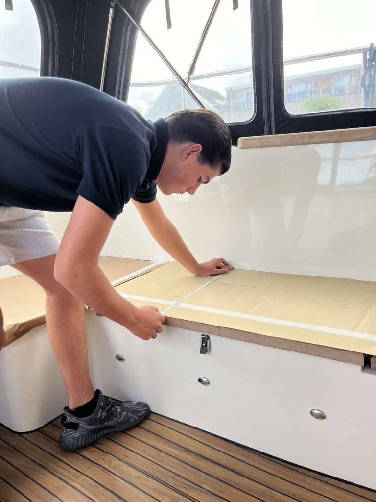 Mal op maat maken voor het stofferen van bootkussens mallen maken op maat voor bootkussens