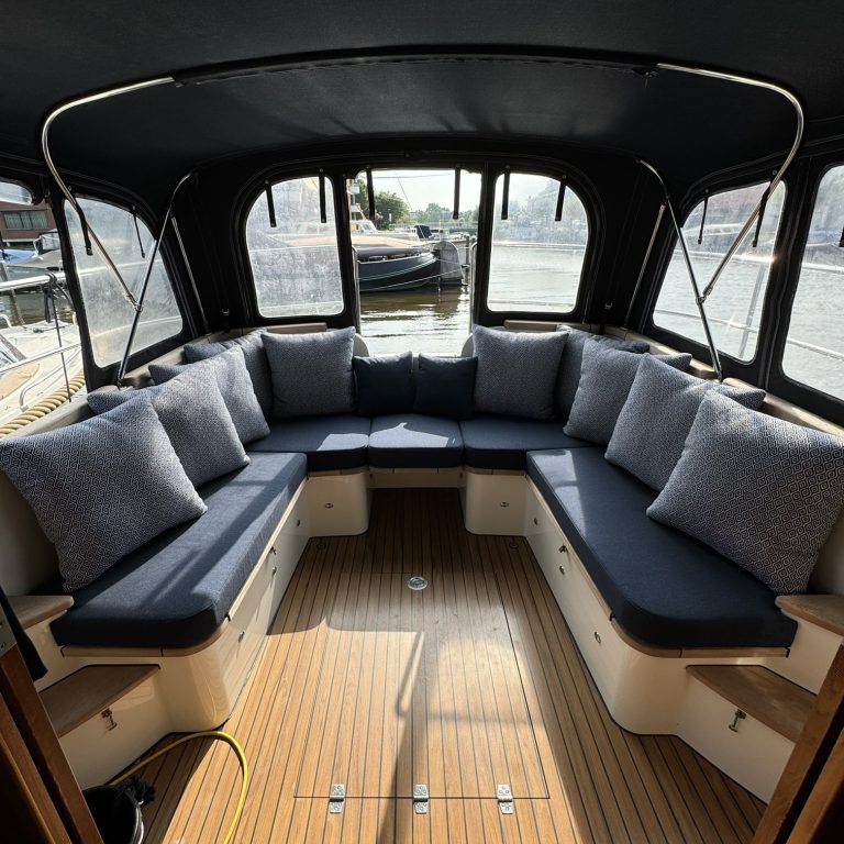 Bootkussens gestoffeerd op maat Stoffering Bootkussens op maat