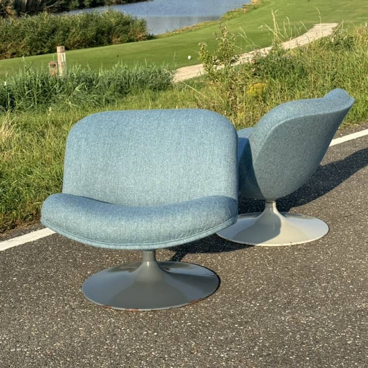 Artifort fauteuils opnieuw bekleed 2 Artifort fauteuils opnieuw bekleed