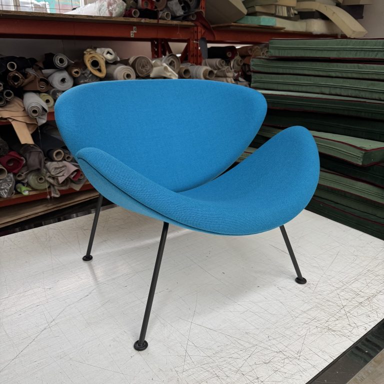 Herstoffering Artifort orange slice Artifort Orange Slice fauteuil