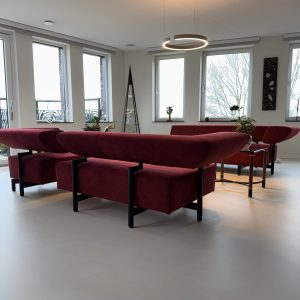 Herstoffering COR Bankstel met Alcantara