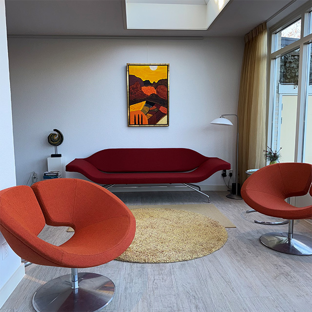Kvadrat stoffen dealer Meubelstoffeerderij "Albert Jan"
